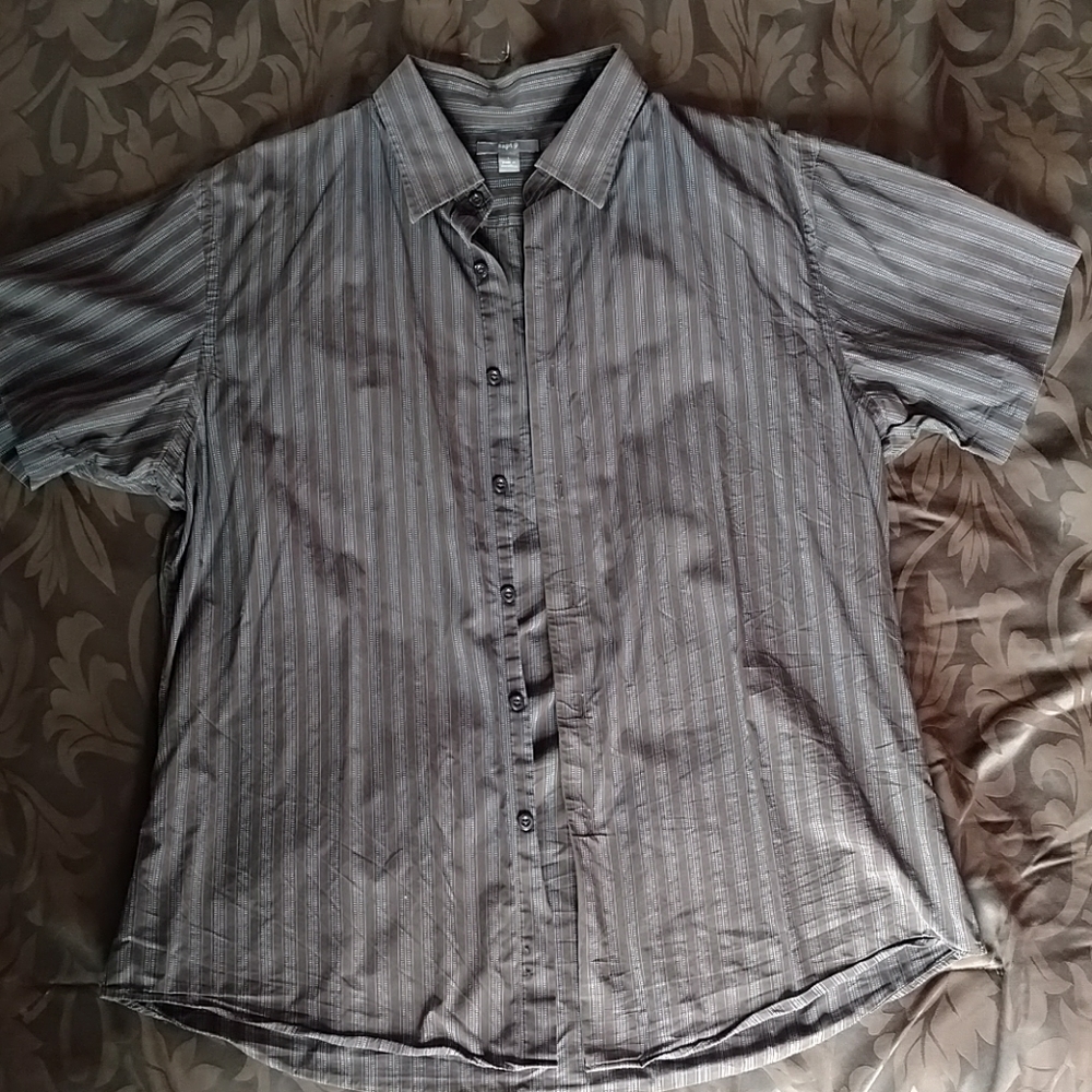 Men's button down shirt❤️🔥bundle 5/$10🥳🍰
